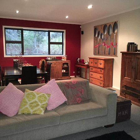 Lye Bow Lake Suite Alexandra Luaran gambar